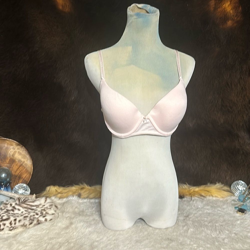 Laura Ashley bra 38C (2800)